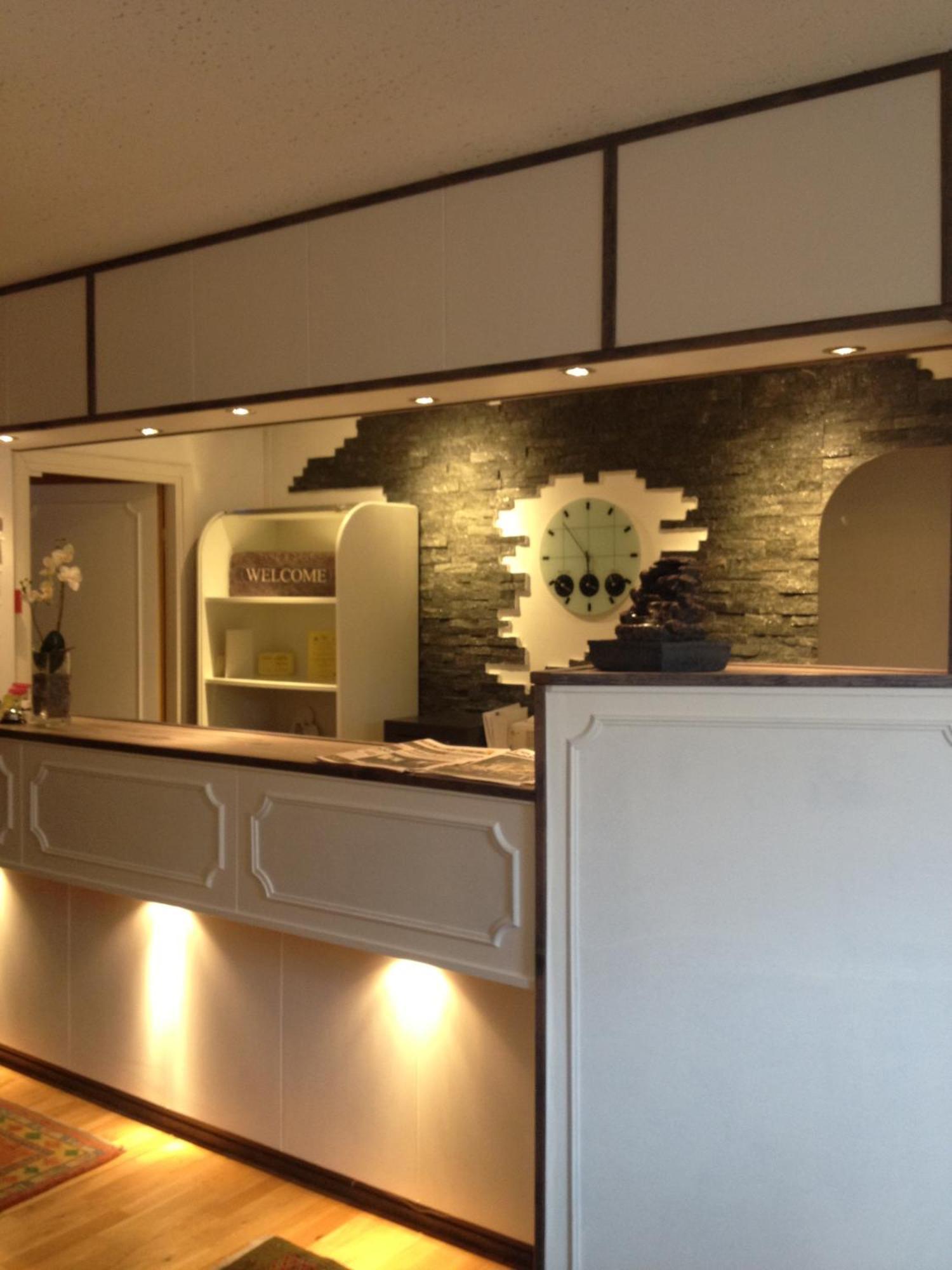 Solsta Hotell 카를스타 외부 사진